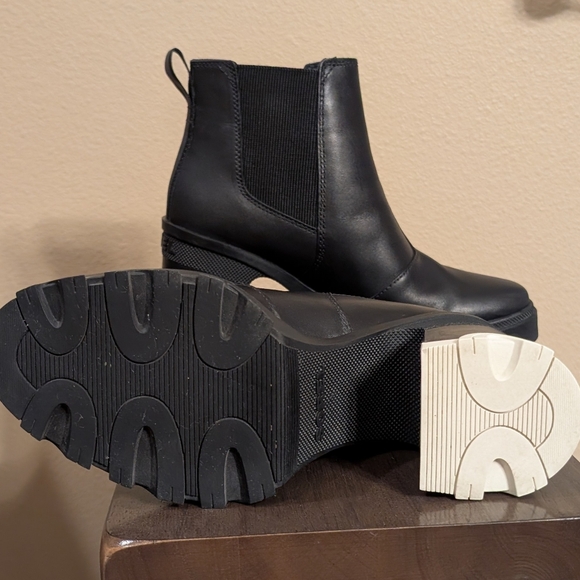 Sorel Women's Brex Heel Chelsea Boots - Picture 10 of 10